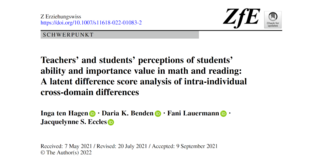 ZfE_Artikel Schwarzer Schriftzug mit dem Titel der Publikation "Teachers’ and students’ perceptions of students’ ability and importance value in math and reading: A latent difference score analysis of intra-individual cross-domain differences"