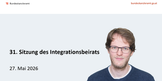 Integrationsbeirat Porträtfoto von Ruben Kleinkorres vor einem hellgrauen Hintergrund neben dem schwarzen Schriftzug "31.Sitzung des Integrationsbeirats, 27. Mai 2026"